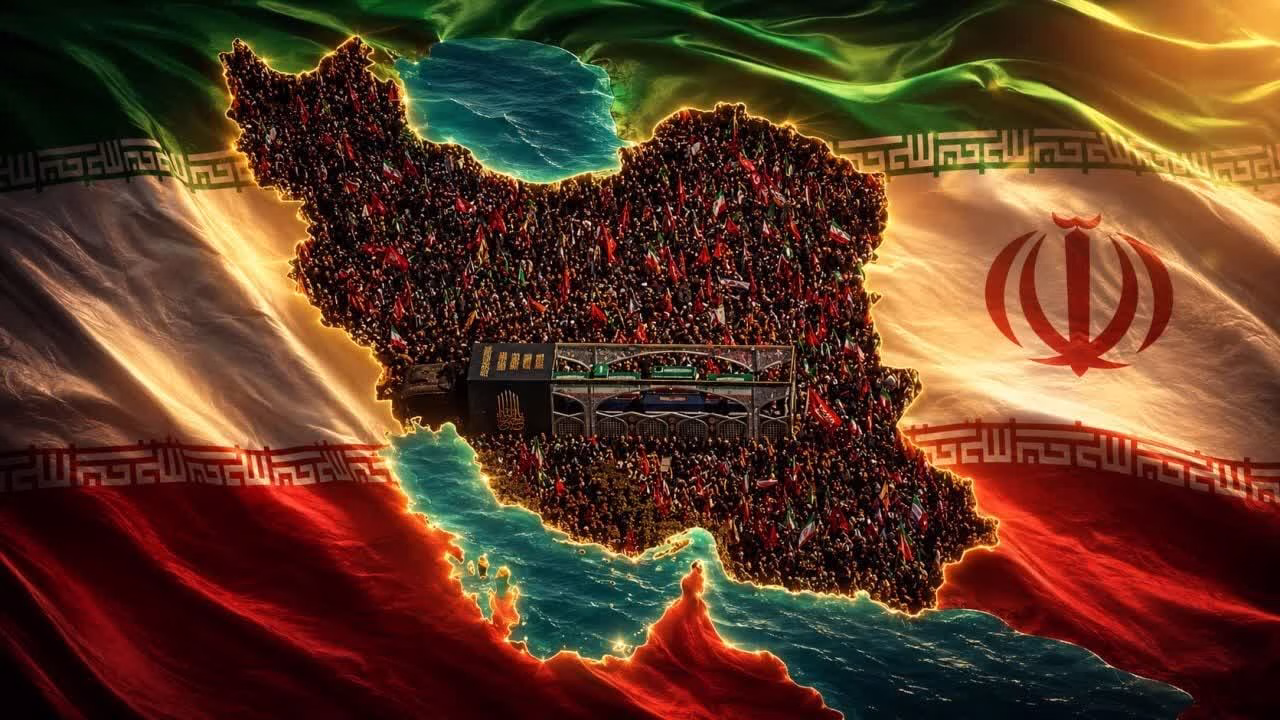 یک ایران عزادار امام شهیــد